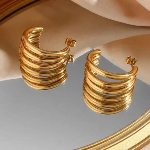 NEW 3 LAYERS 18K GOLD HOOP EARRINGS, NICE EARRINGS, CUTE EARRINGS - Picture 3 of 7